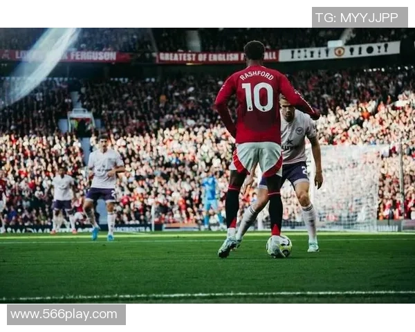 巴萨2-1反转！孔德头球双响 发明欧冠前史 亚马尔+拉什福德送助攻